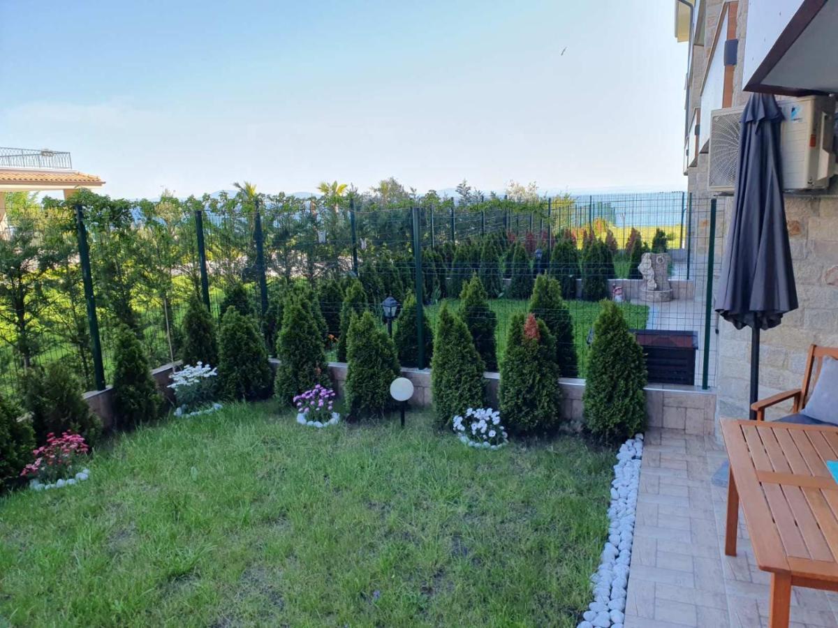 Appartamento Sarafovo Sea Star Burgas Esterno foto